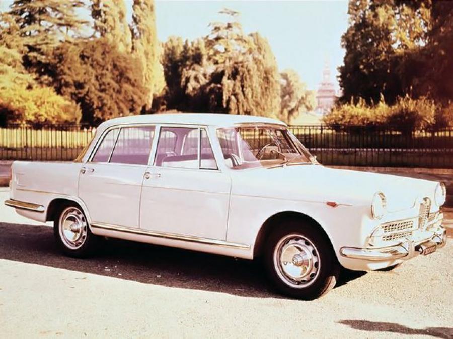  Alfa Romeo 2000 Berlina (102) 1958 года  (фото 4 из 5)